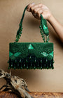 Ornate Radiance Kasse Emerald Allure