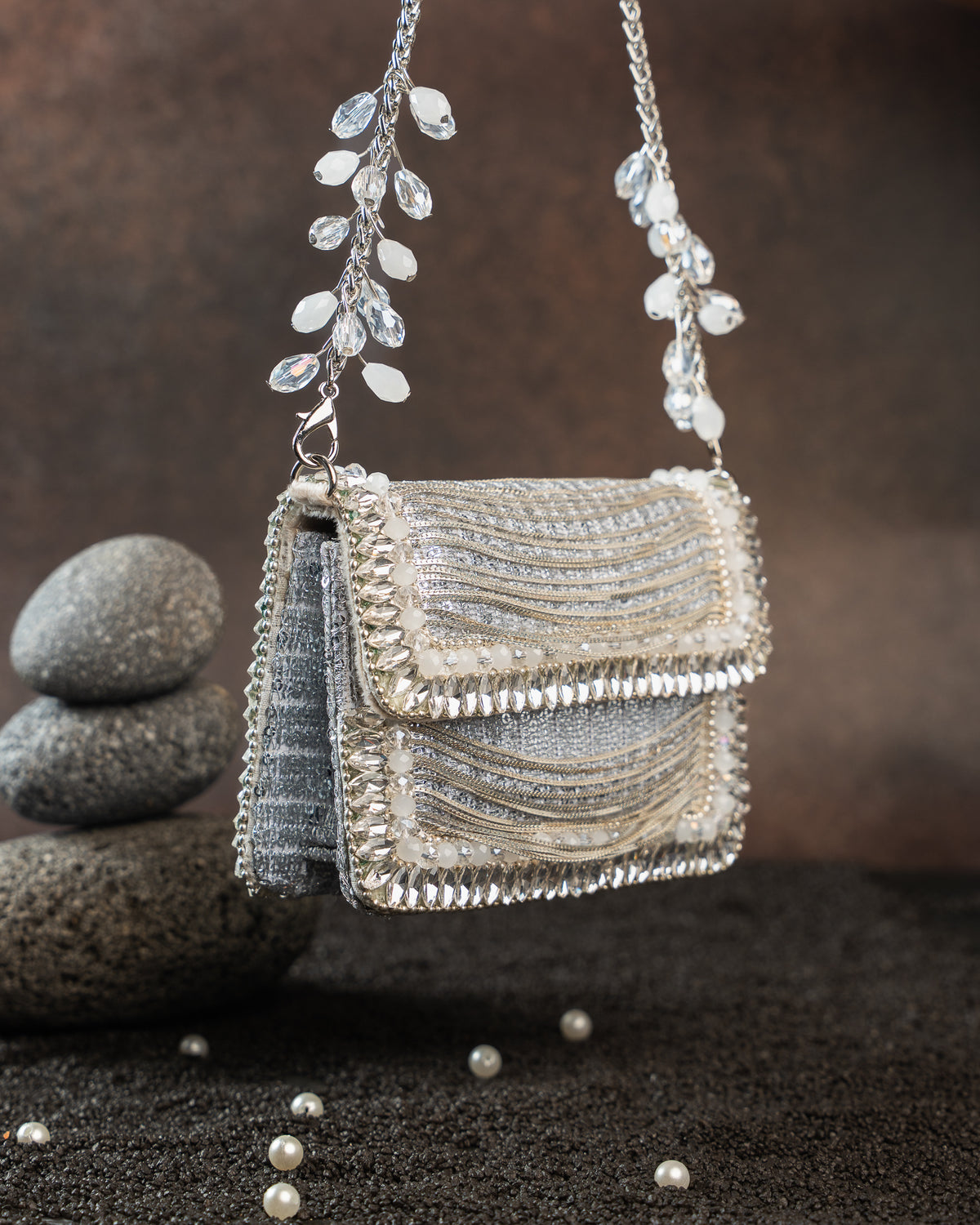 Hinted slate silver