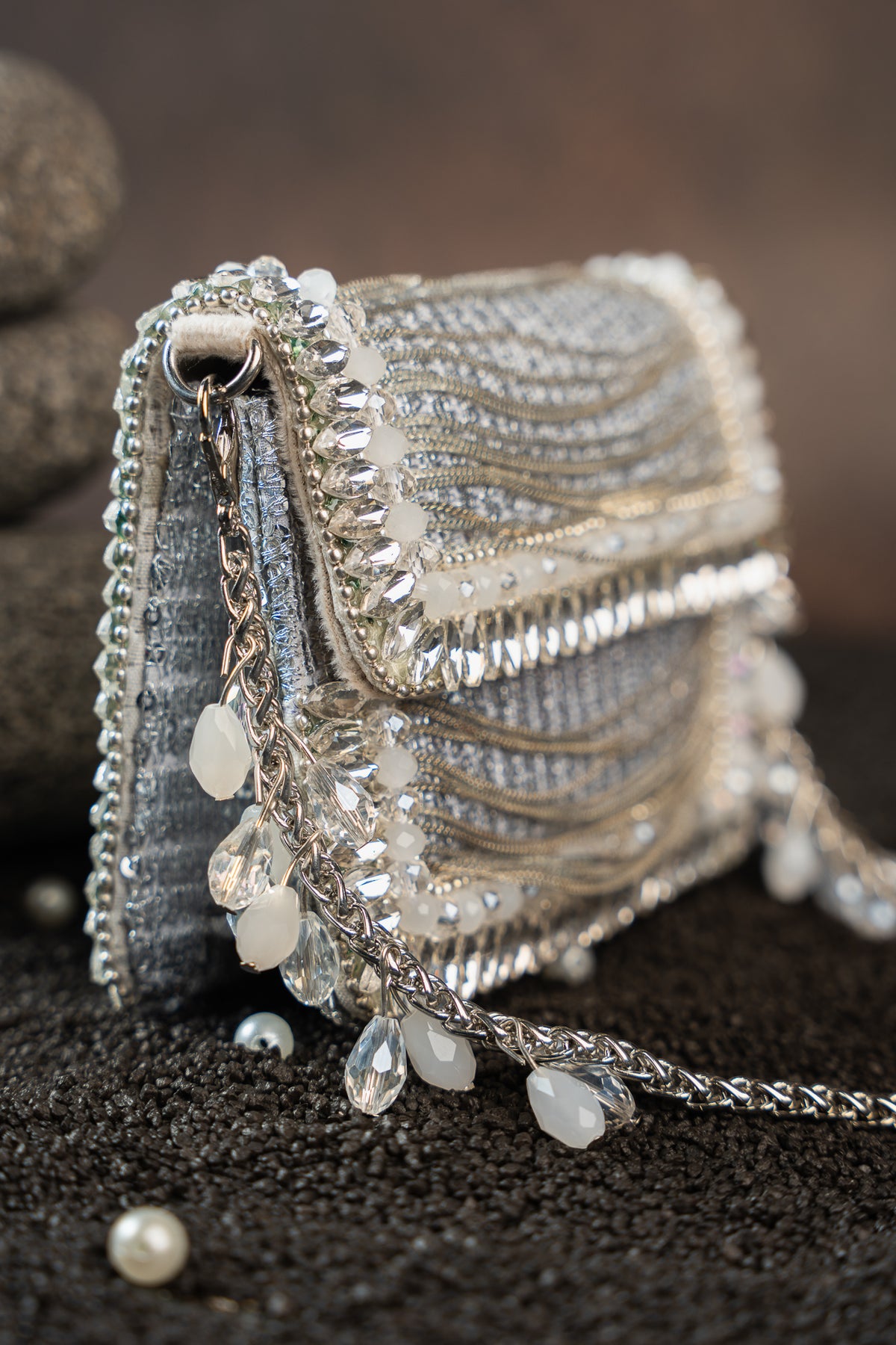 Hinted slate silver
