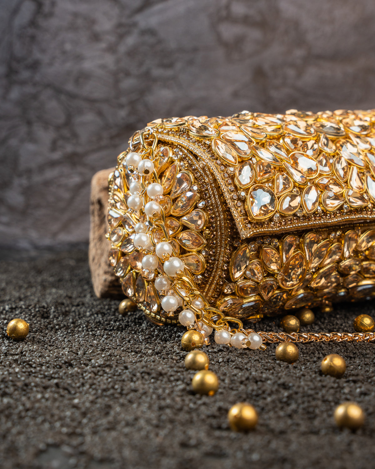 Diamond Barrel gold