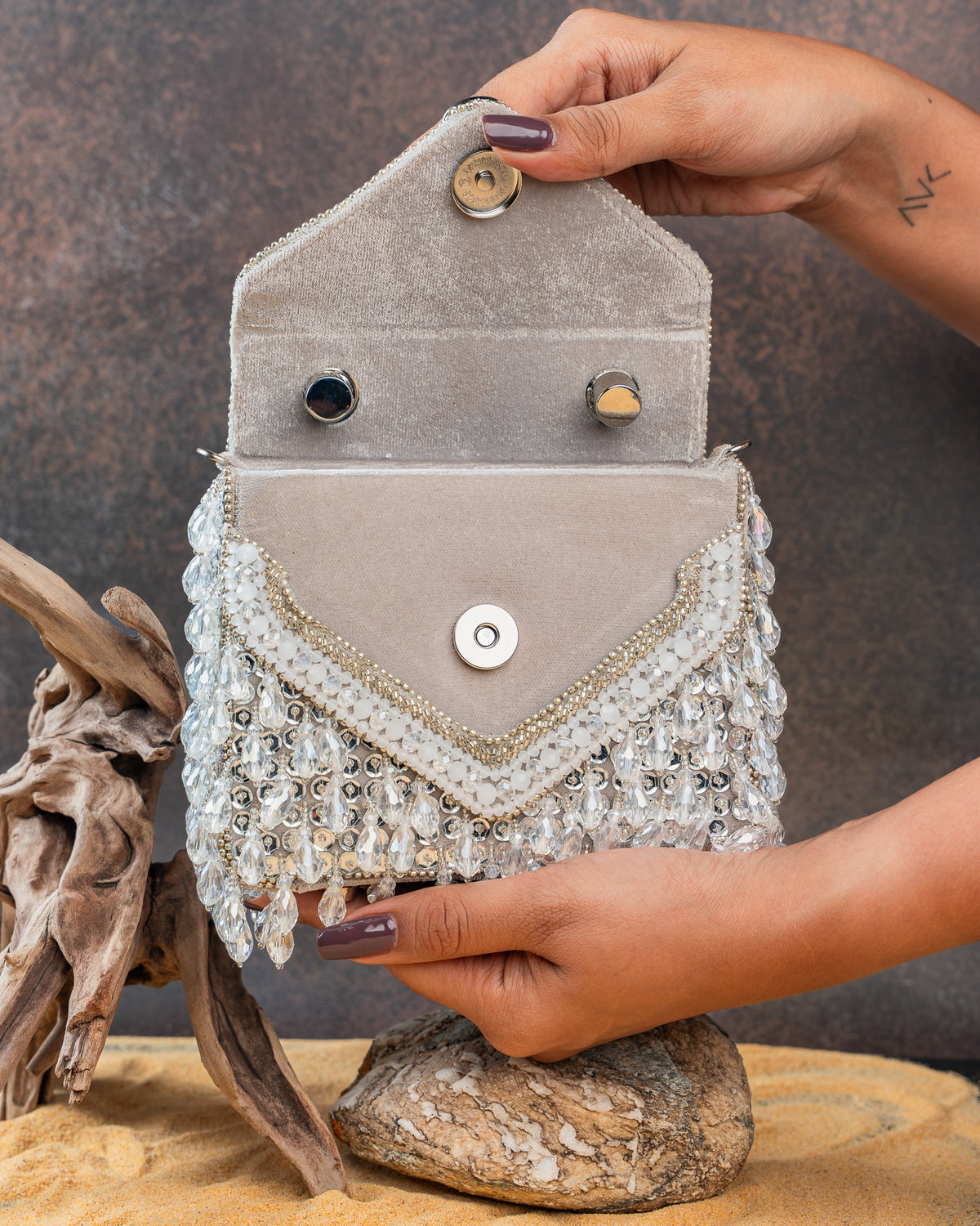 Chevron Crystal Kasse Silver