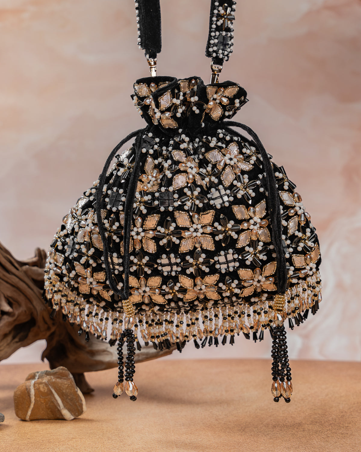 Floral Trellis Noir