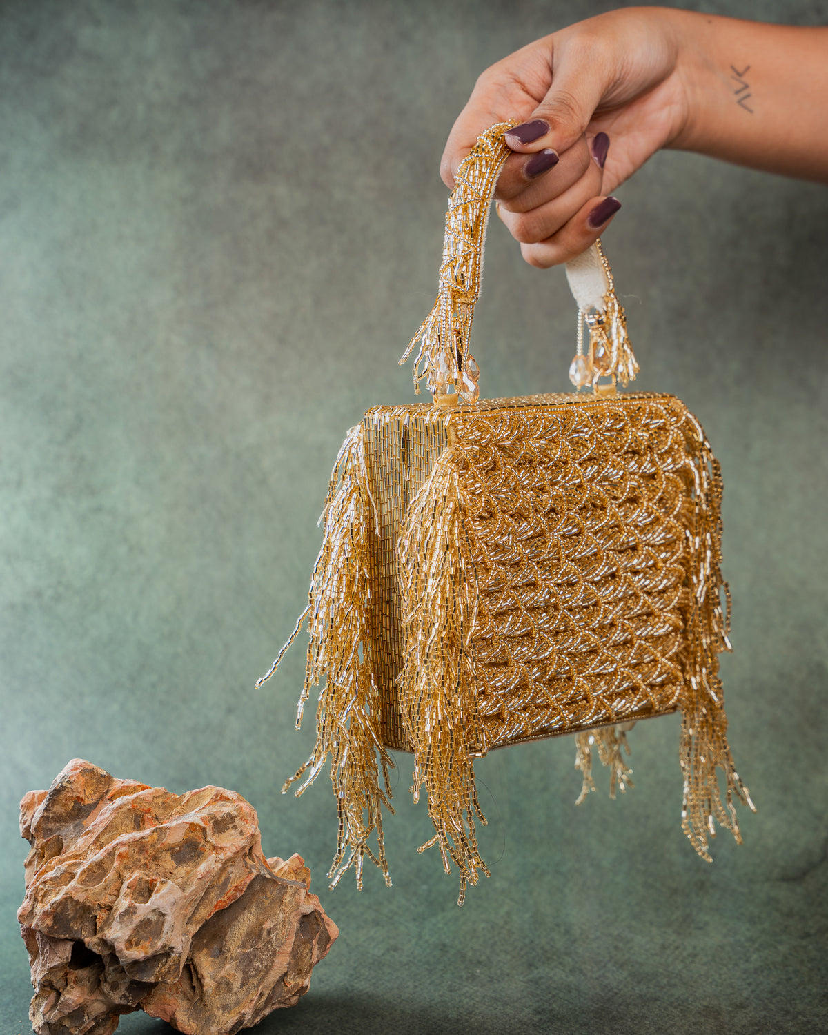 Weave Fringe Kasse Gold