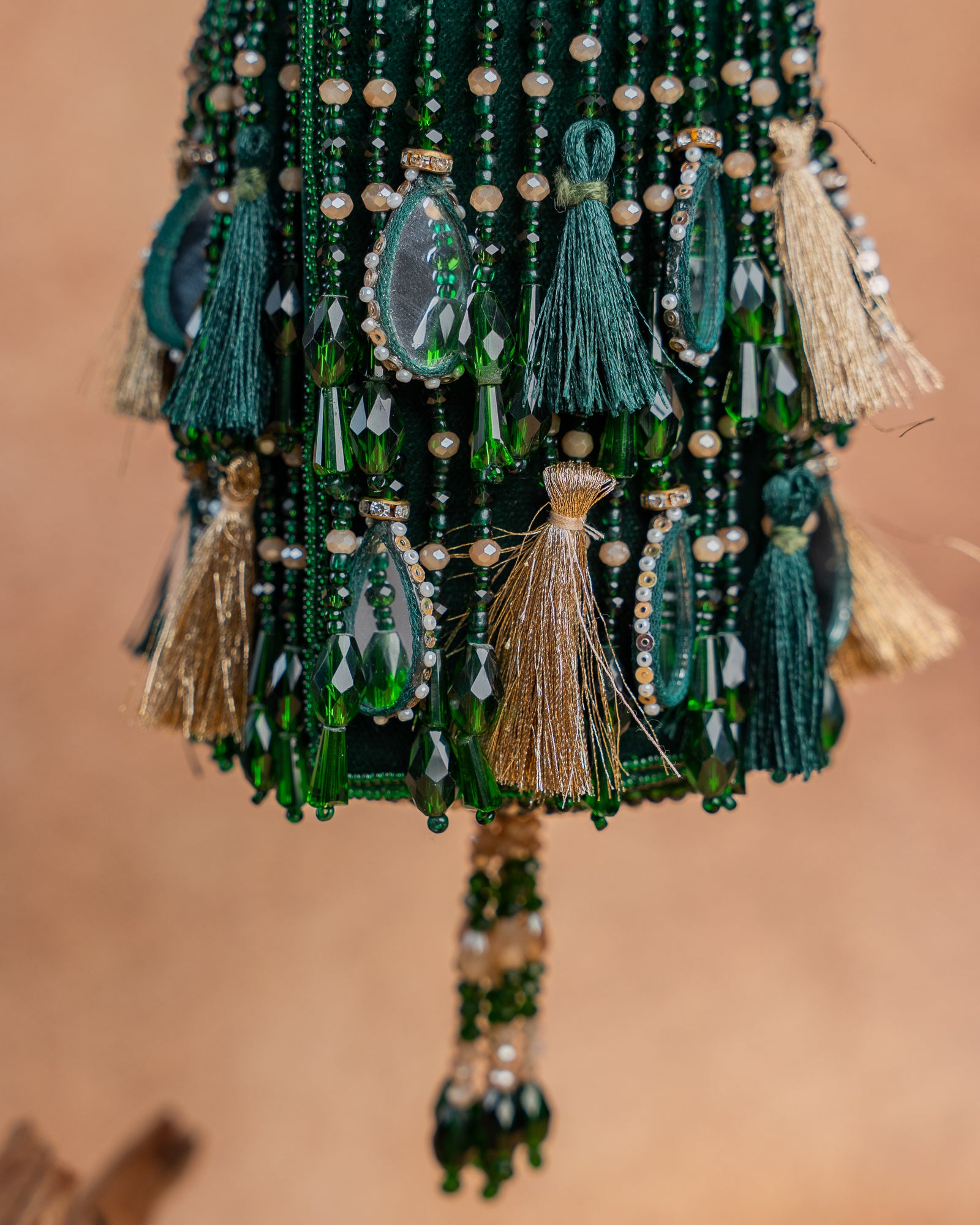 Aaina Boshkeh Green