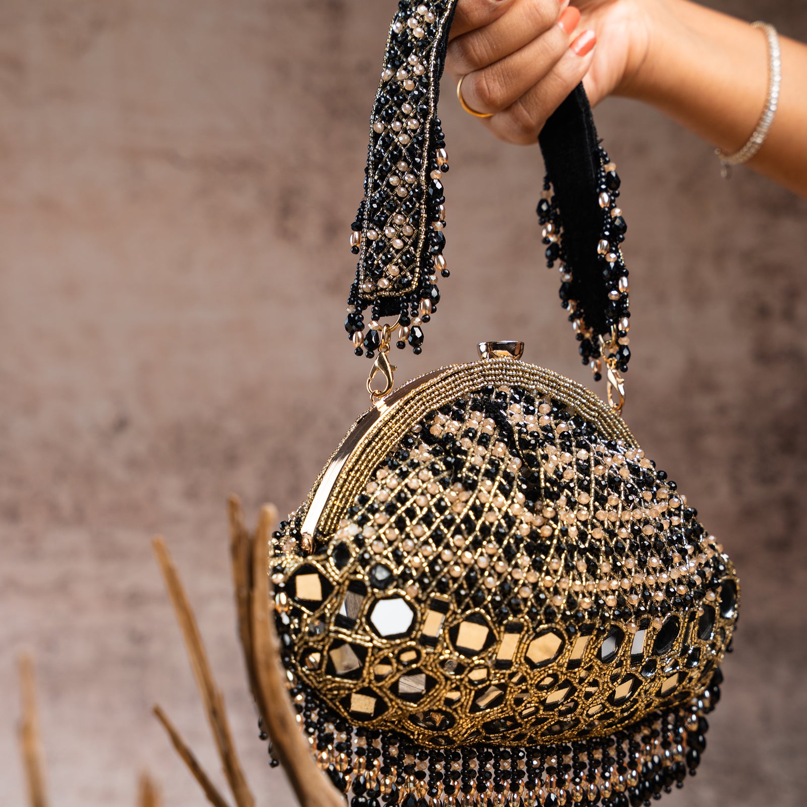Aynali Clutch Black