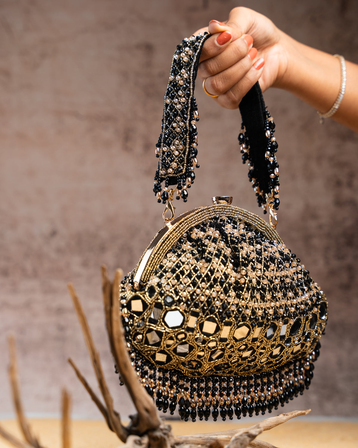 Aynali Clutch Black