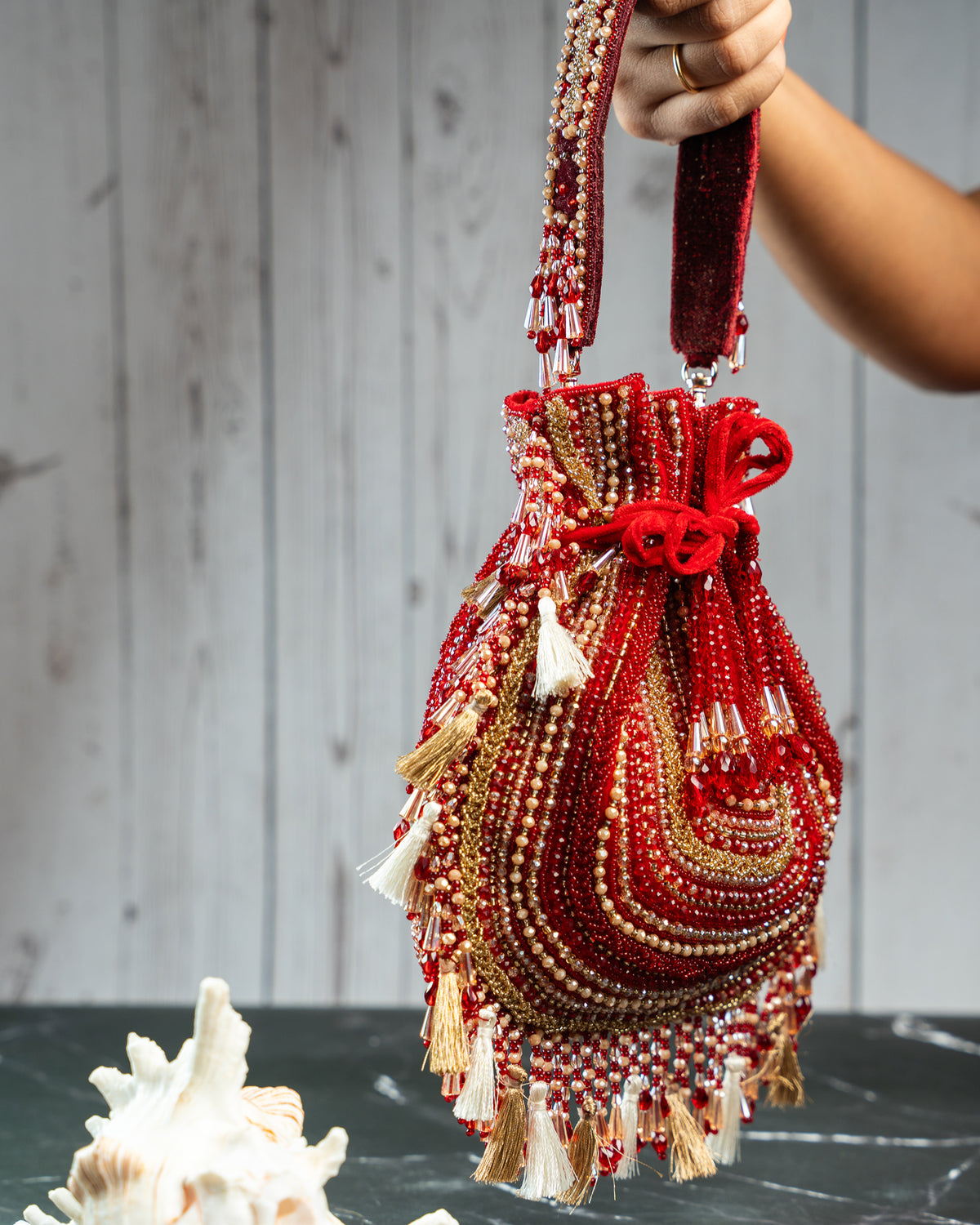 Baraq Scarlet Red
