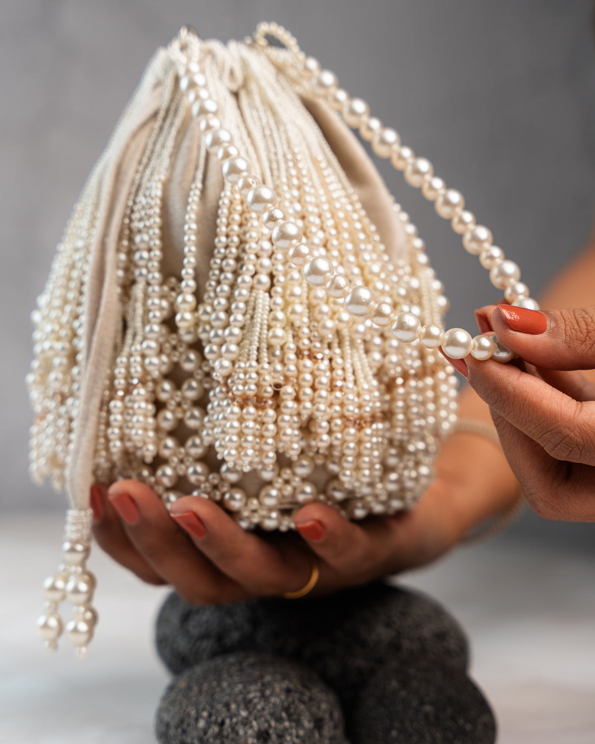 Raindrops Pearl Tassel
