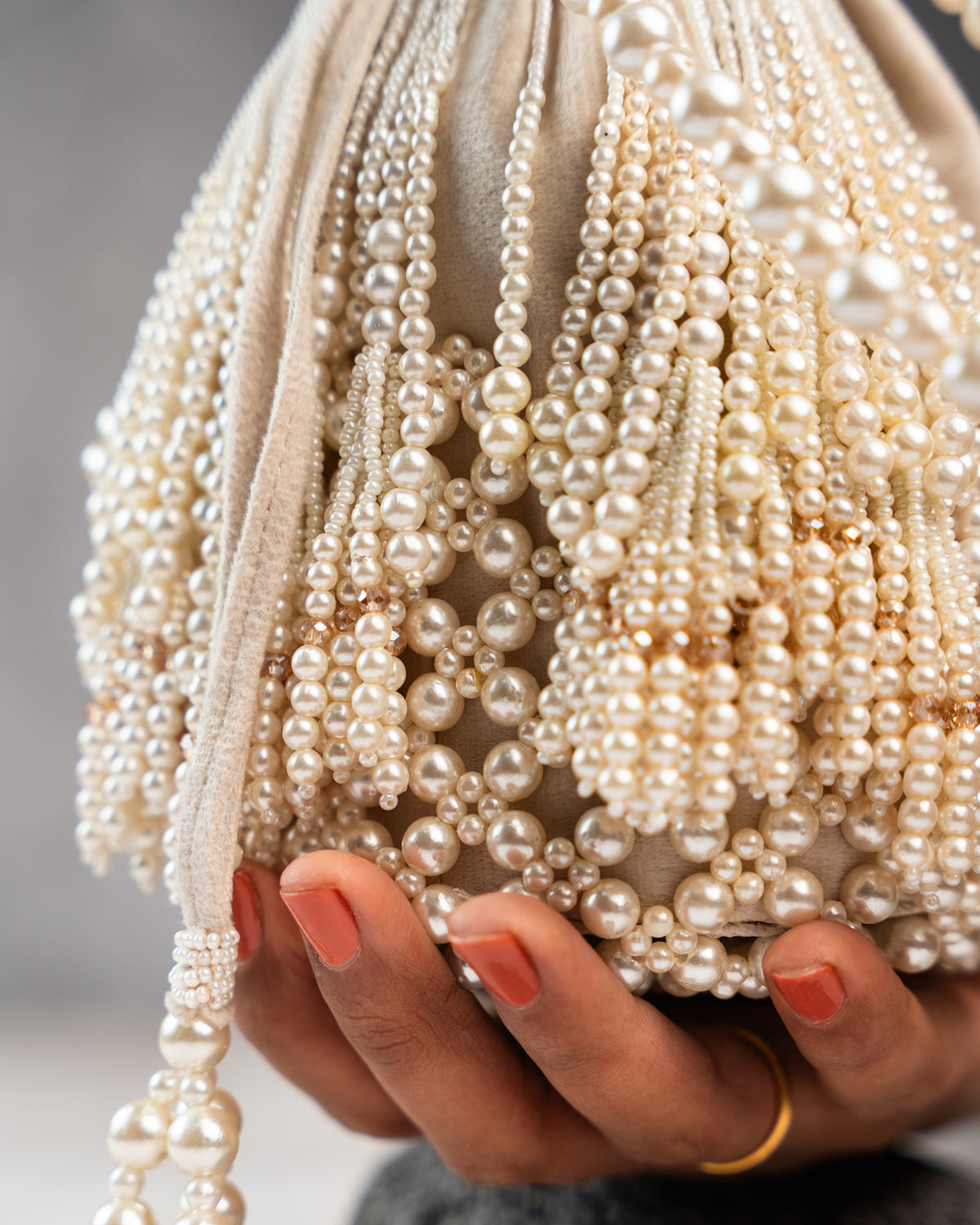 Pearl Criss Cross Ivory