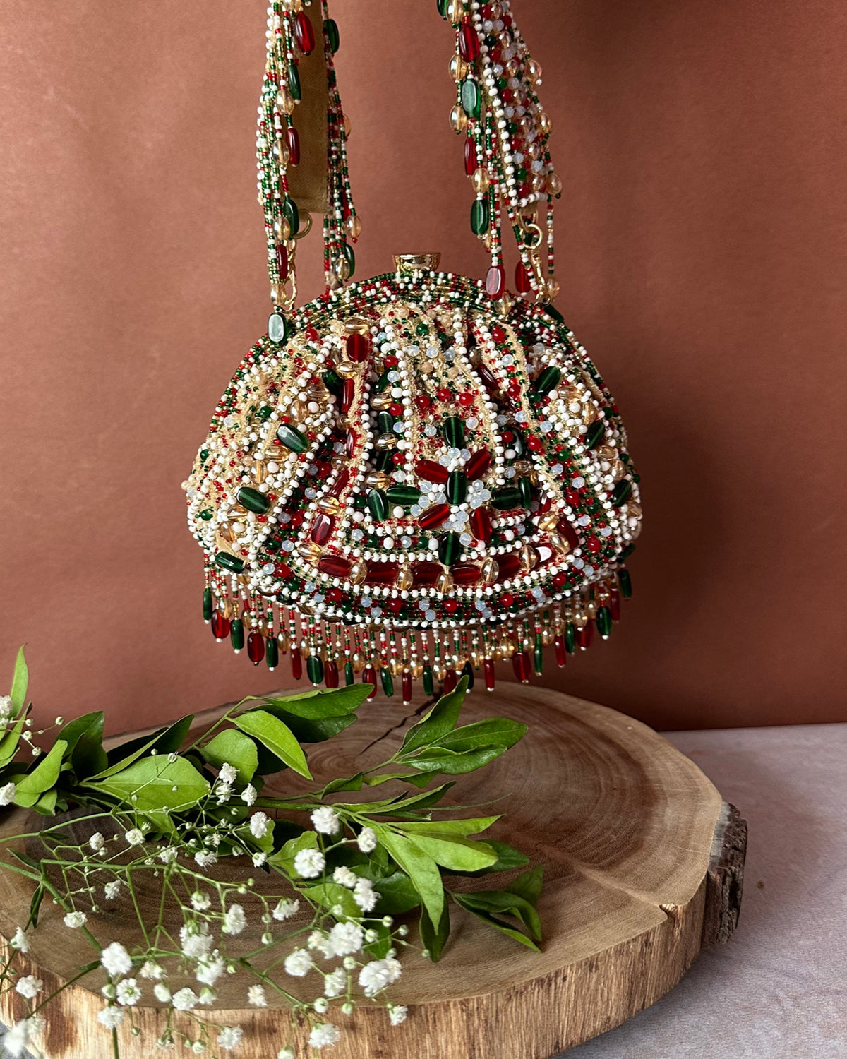 Rani Batua Bold