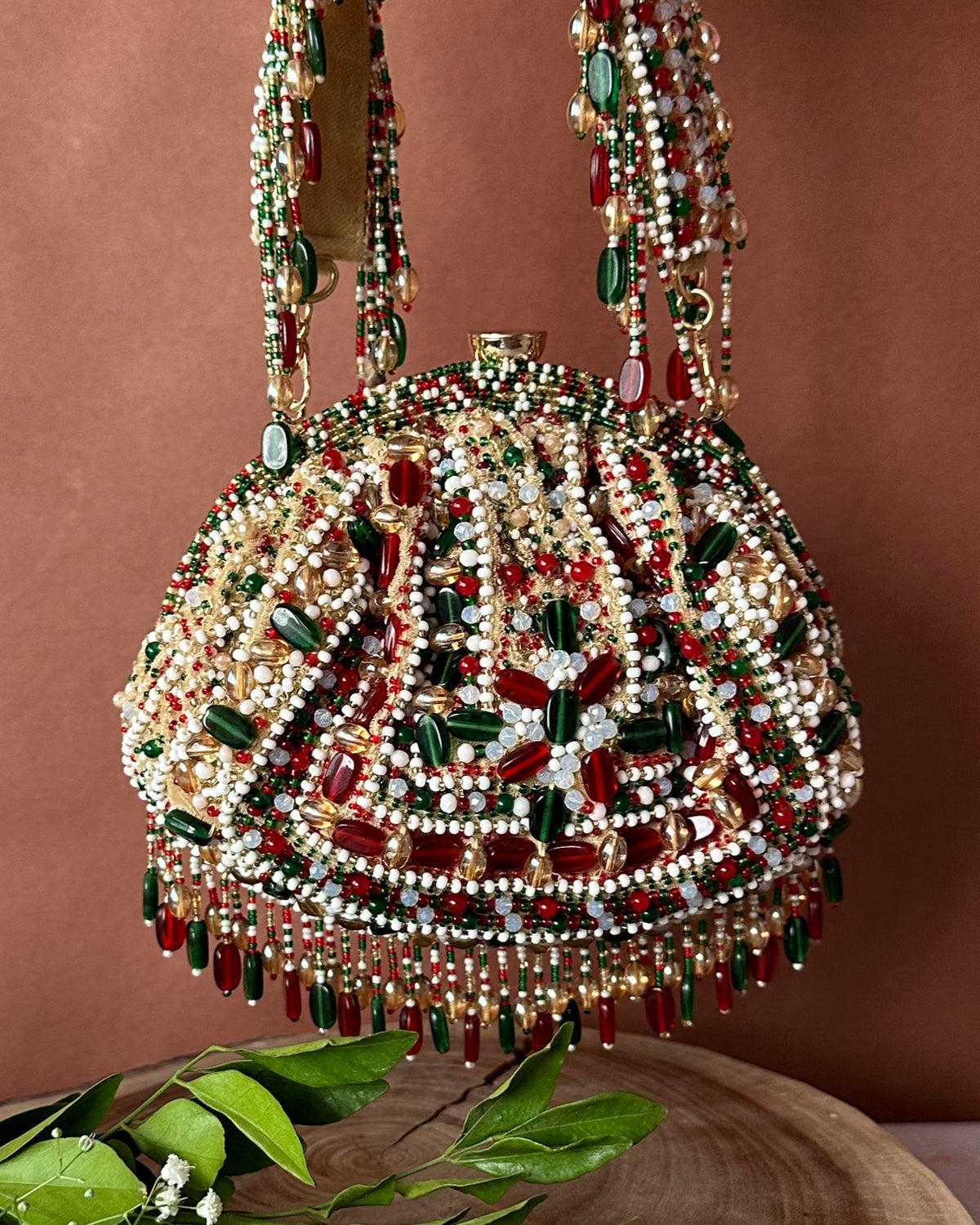 Rani Batua Bold