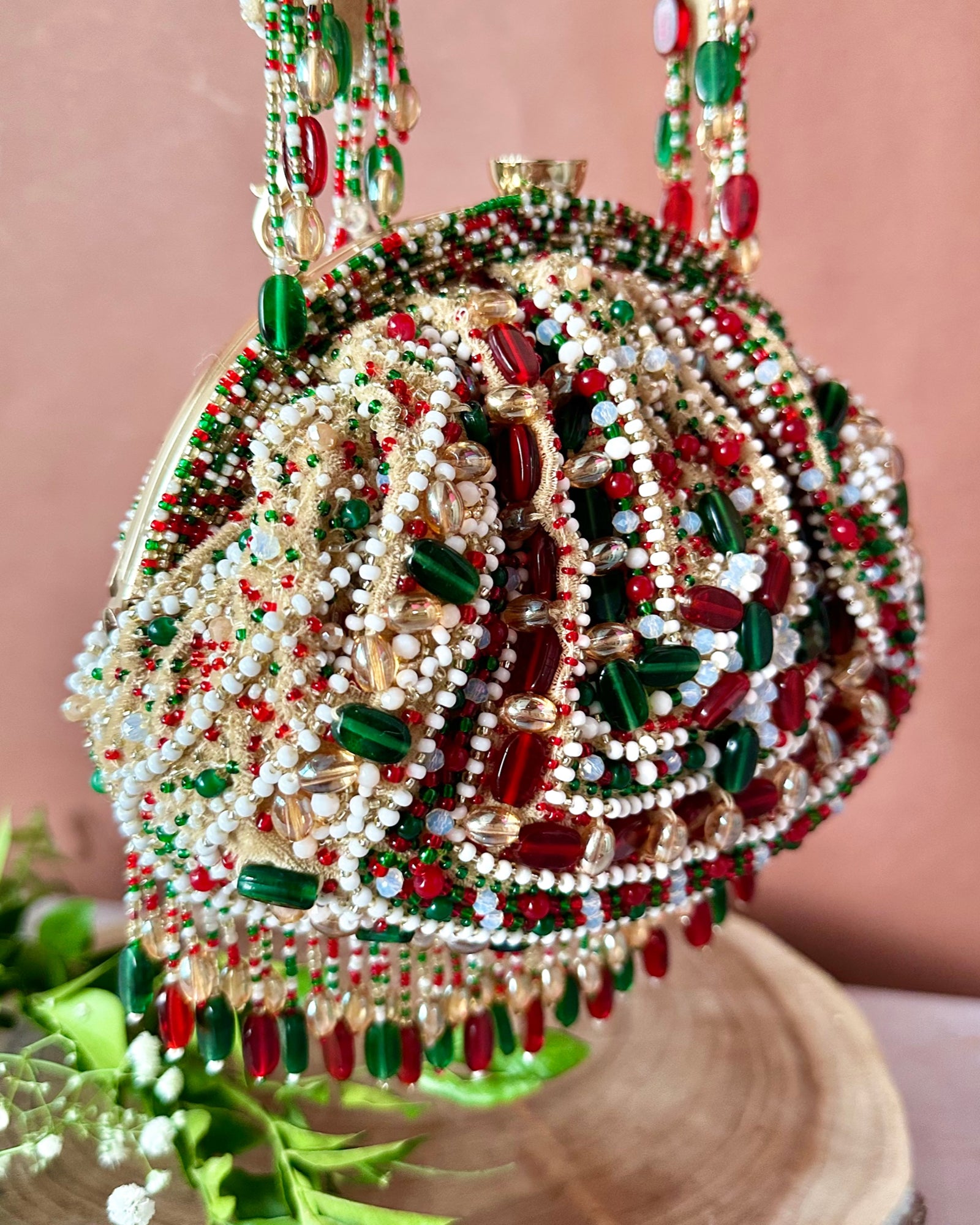 Rani Batua Bold
